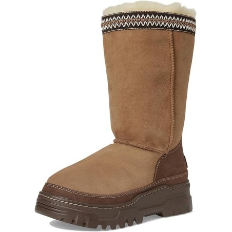 Bottes UGG Trailgazer Polyvalence Tenues Styles